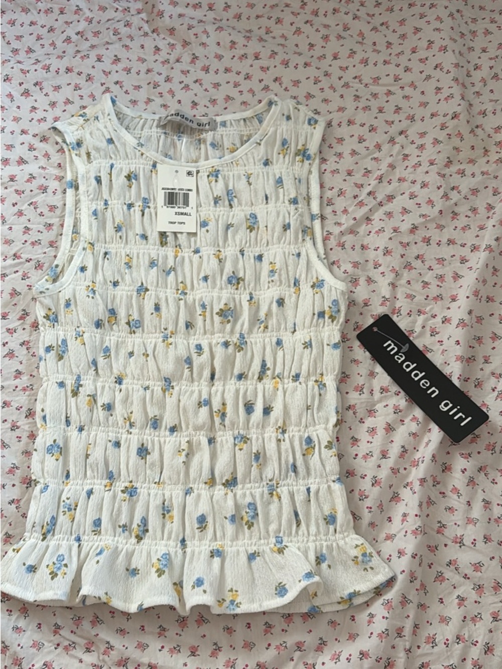 Madden Girl White Sleeveless Smocked Floral Ruffle Top